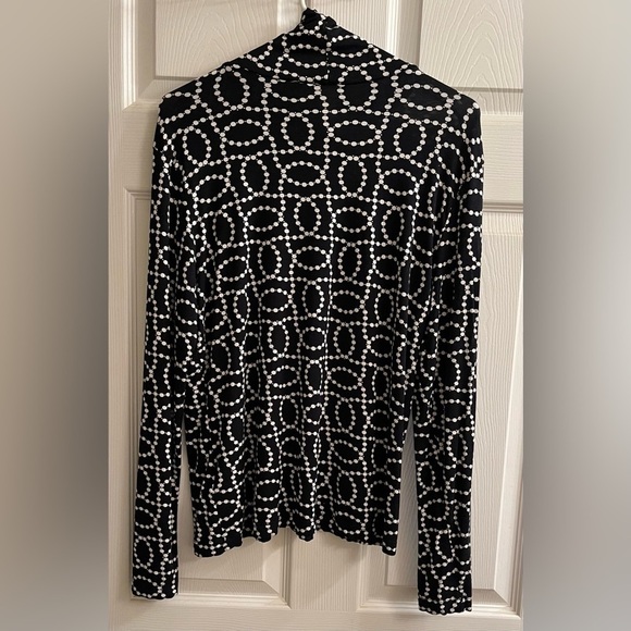 H&M~GEO TURTLENECK~XL - Picture 3 of 9